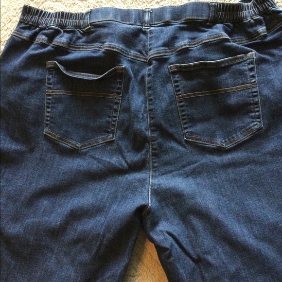 Alia brand plus size 18W lady’s jeans - Picture 3 of 4